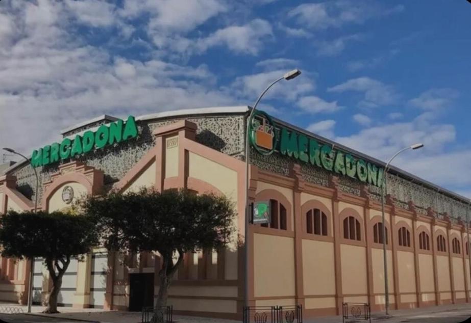 Apartamento El Mirador De La Playa Melilla Exterior foto